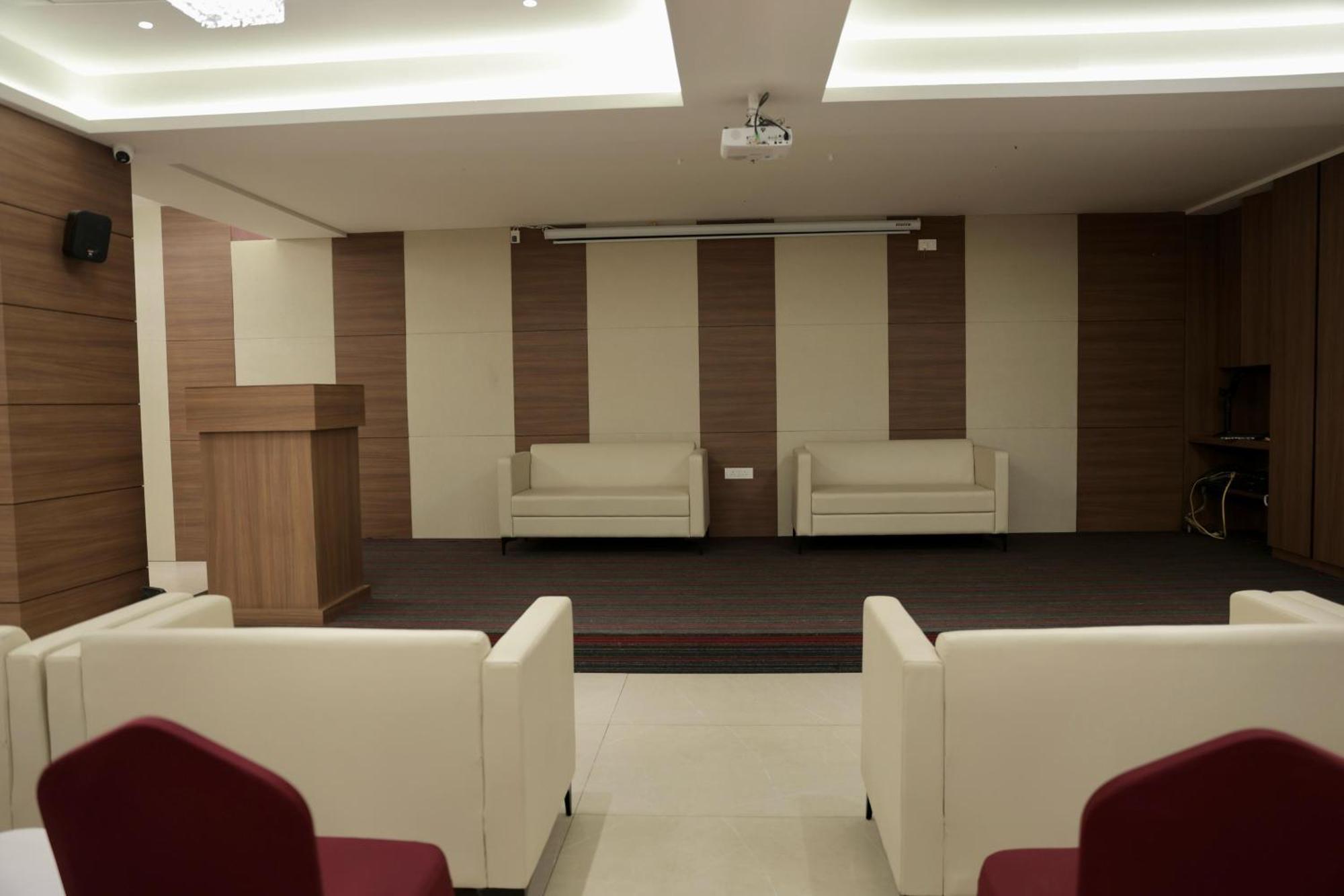 Hotel Carnival Parbhani Luaran gambar